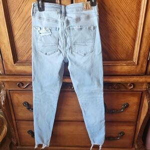 EUC American Eagle Outfitters High Rise Jegging 4S